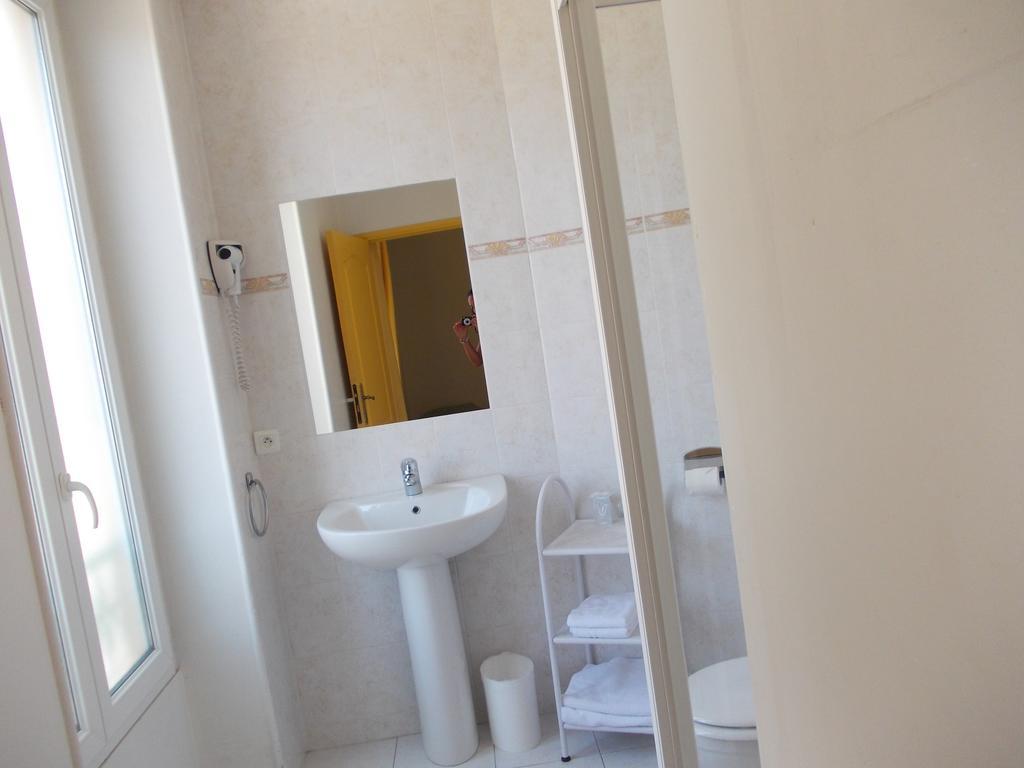 Hotel Marcellin Beaulieu-sur-Mer Cameră foto